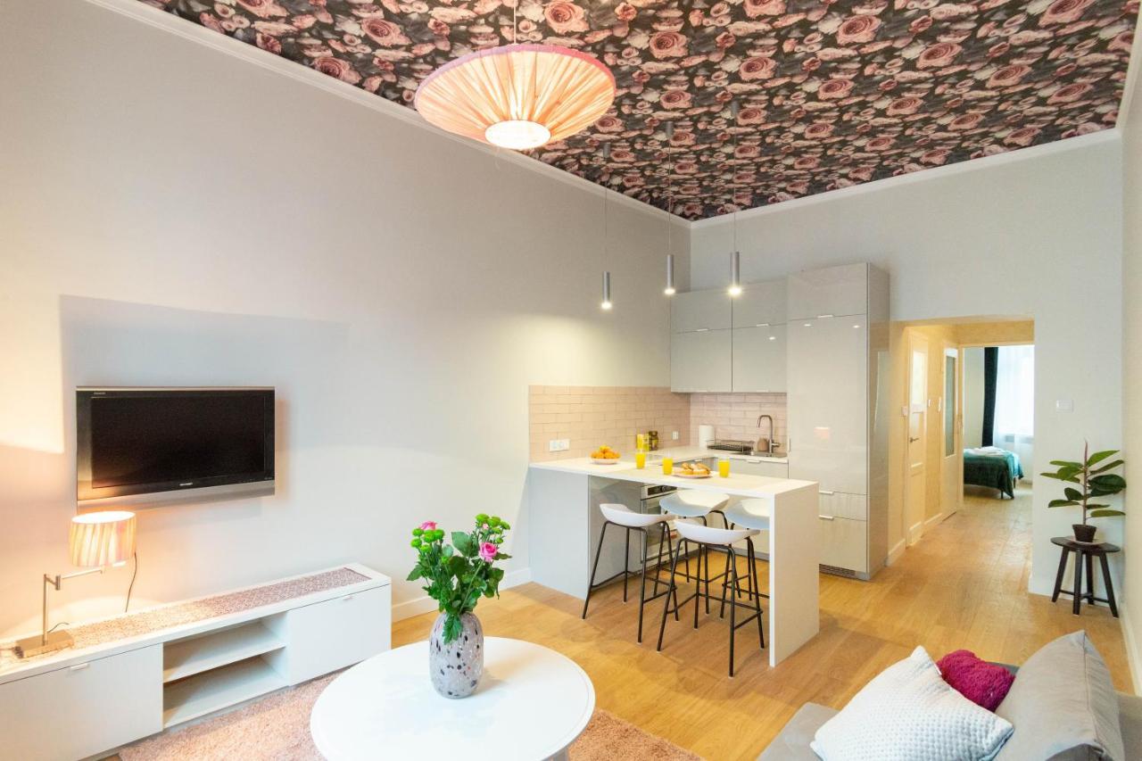 Glamorous And Brand New 2 Bedroom Krakkó Kültér fotó