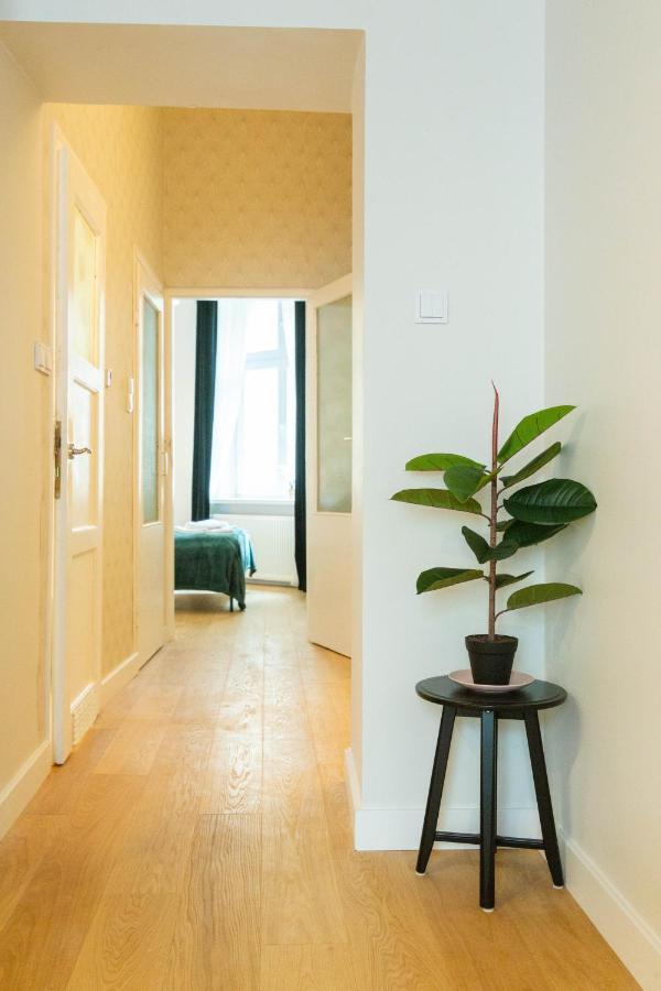 Glamorous And Brand New 2 Bedroom Krakkó Kültér fotó